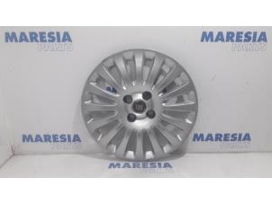 Used Wheel cover (spare) Fiat Punto III (199) 1.3 JTD Multijet 85 16V Price € 15,00 Margin scheme offered by Maresia Parts
