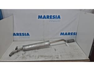 Used Exhaust middle silencer Renault Megane IV (RFBB) 1.2 Energy TCE 130 Price € 105,00 Margin scheme offered by Maresia Parts