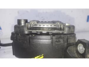 Gaspedalposition Sensor van een Renault Trafic New (FL) 2.0 dCi 16V 115 2011