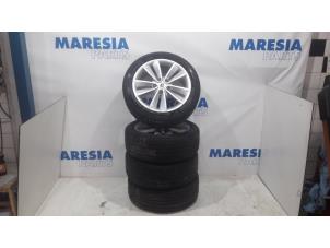 Used Sport rims set + tires Renault Megane III Grandtour (KZ) 1.5 dCi 110 Price € 420,00 Margin scheme offered by Maresia Parts