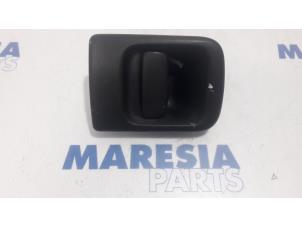 Used Minibus/van rear door handle Renault Master III (FD/HD) 2.5 dCi 16V Price € 25,00 Margin scheme offered by Maresia Parts