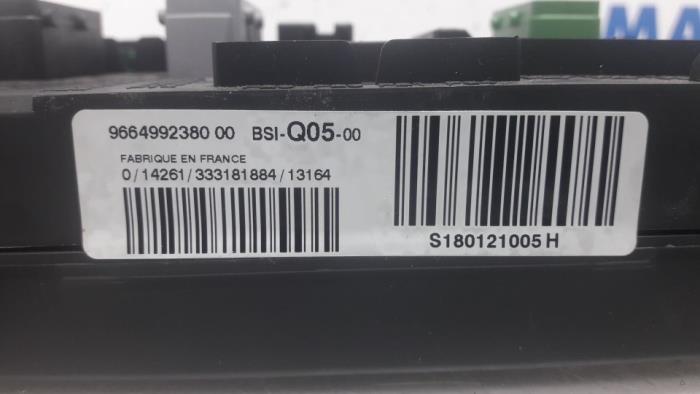 Engine management computer from a Peugeot 508 SW (8E/8U) 2.0 RXH HYbrid4 16V 2013