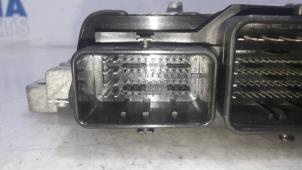 Engine management computer from a Peugeot 508 SW (8E/8U) 2.0 RXH HYbrid4 16V 2013