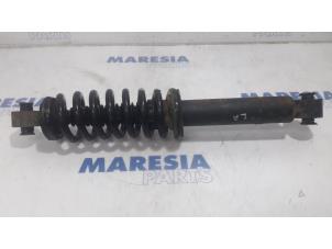 Used Rear shock absorber rod, left Peugeot 508 SW (8E/8U) 2.0 RXH HYbrid4 16V Price € 40,00 Margin scheme offered by Maresia Parts