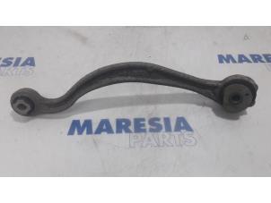 Used Rear lower wishbone, left Peugeot 508 SW (8E/8U) 2.0 RXH HYbrid4 16V Price € 50,00 Margin scheme offered by Maresia Parts