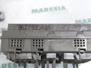 Engine management computer from a Citroën Xantia (X1/2) 1.8i 16V 2000