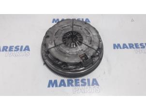 Used Flywheel Renault Master IV (FV) 2.3 dCi 145 16V FWD Price € 508,20 Inclusive VAT offered by Maresia Parts