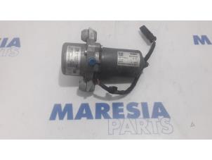 Używane Pompa prózniowa (Diesel) Peugeot 508 SW (8E/8U) 2.0 RXH HYbrid4 16V Cena € 157,50 Procedura marży oferowane przez Maresia Parts