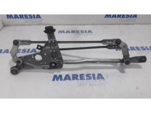 Used Wiper mechanism Peugeot 308 (L3/L8/LB/LH/LP) 1.2 12V e-THP PureTech 130 Price € 36,50 Margin scheme offered by Maresia Parts