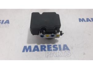 Gebrauchte ABS Pumpe Peugeot 308 (L3/L8/LB/LH/LP) 1.2 12V e-THP PureTech 130 Preis € 262,50 Margenregelung angeboten von Maresia Parts