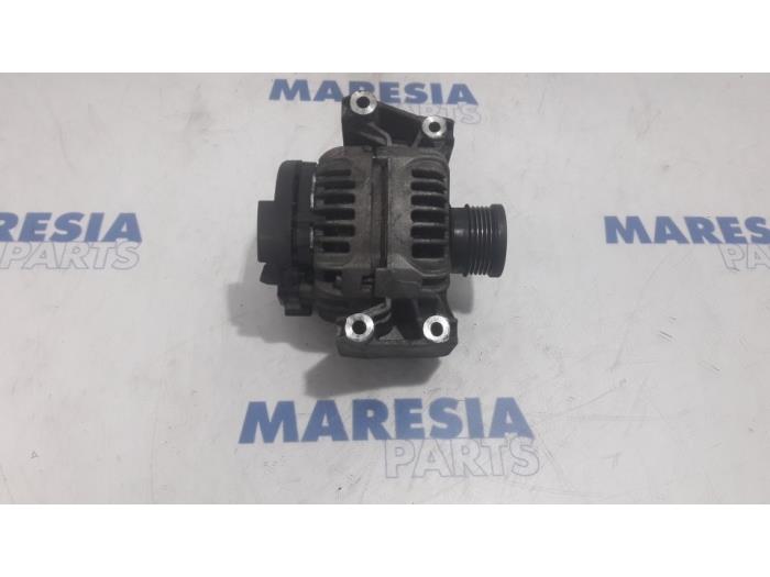 Begagnade Dynamo Alfa Romeo 159 (939AX) 2.2 JTS 16V Pris € 89,00 Marginaltabell erbjuds av Maresia Parts