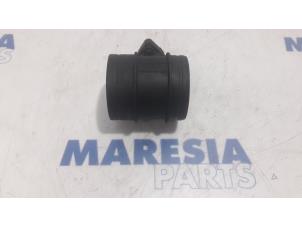 Used Airflow meter Alfa Romeo 159 (939AX) 2.2 JTS 16V Price € 35,00 Margin scheme offered by Maresia Parts