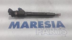 Używane Wtryskiwacz (Diesel) Renault Espace (RFCJ) 1.6 Energy dCi 160 EDC Cena € 131,25 Procedura marży oferowane przez Maresia Parts