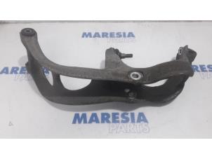 Used Front wishbone, left Citroen C5 III Berline (RD) 1.6 HDiF 16V Price € 75,00 Margin scheme offered by Maresia Parts