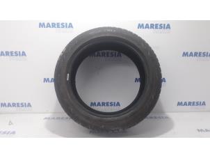 Used Winter tyre Peugeot 308 (4A/C) 1.6 VTI 16V Price € 30,00 Margin scheme offered by Maresia Parts