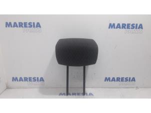 Used Headrest Renault Espace (JK) 2.0 16V Turbo Price € 25,00 Margin scheme offered by Maresia Parts