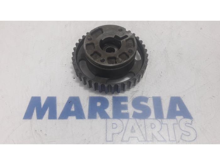 Begagnade Kamaxeldrev Peugeot 208 I (CA/CC/CK/CL) 1.0 Vti 12V PureTech Pris € 34,95 Marginaltabell erbjuds av Maresia Parts