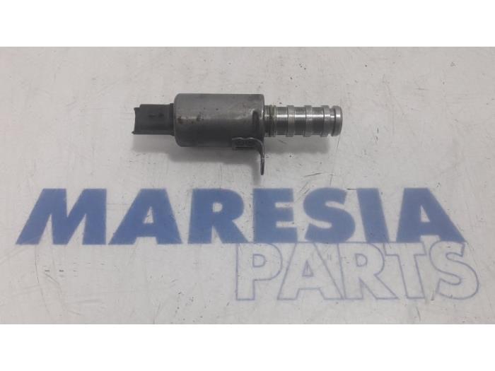 Begagnade Kamaxelsensor Peugeot 208 I (CA/CC/CK/CL) 1.0 Vti 12V PureTech Pris € 35,00 Marginaltabell erbjuds av Maresia Parts