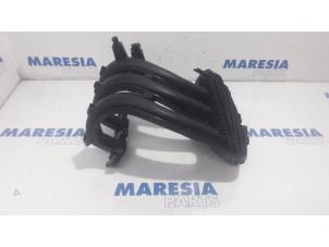 Used Intake manifold Peugeot 208 I (CA/CC/CK/CL) 1.0 Vti 12V PureTech Price € 90,00 Margin scheme offered by Maresia Parts