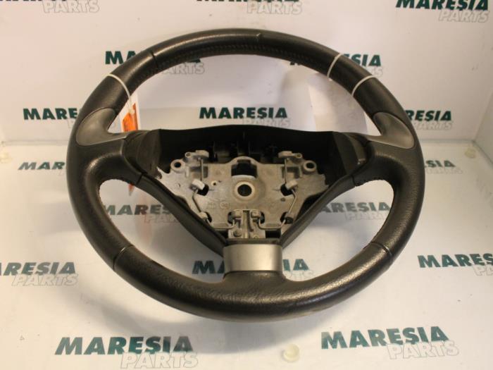 Gebrauchte Lenkrad Peugeot 407 SW (6E) 2.0 HDiF 16V Preis € 50,00 Margenregelung angeboten von Maresia Parts