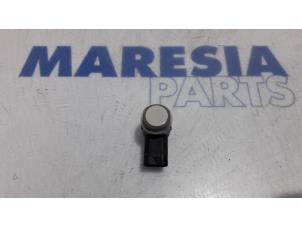 Używane Czujnik parkowania Alfa Romeo MiTo (955) 0.9 TwinAir Cena € 25,00 Procedura marży oferowane przez Maresia Parts