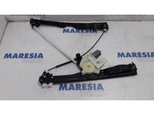 Used Window mechanism 4-door, front right Peugeot 308 (L3/L8/LB/LH/LP) 1.6 BlueHDi 100 Price € 50,00 Margin scheme offered by Maresia Parts