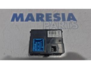 Usagé Ordinateur chauffage Peugeot 308 (L3/L8/LB/LH/LP) 1.6 BlueHDi 100 Prix € 25,00 Règlement à la marge proposé par Maresia Parts