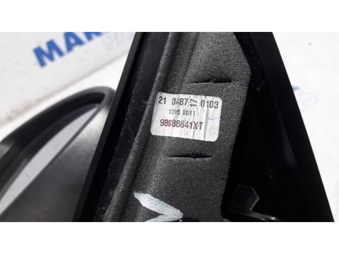 Wing mirror, left from a Peugeot 308 (L3/L8/LB/LH/LP) 1.6 BlueHDi 100 2017