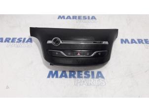 Used Radio control panel Peugeot 308 (L3/L8/LB/LH/LP) 1.6 BlueHDi 100 Price € 105,00 Margin scheme offered by Maresia Parts