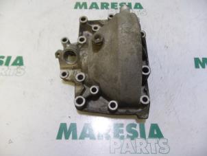 Used Gearbox casing Peugeot 406 Break (8E/F) 2.0 HDi 110 Price € 35,00 Margin scheme offered by Maresia Parts