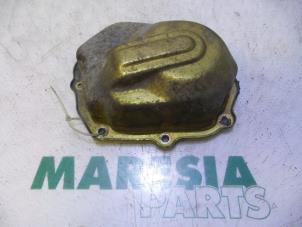 Gebrauchte Getriebedeckel Fiat Stilo (192A/B) 1.6 16V 3-Drs. Preis € 15,00 Margenregelung angeboten von Maresia Parts