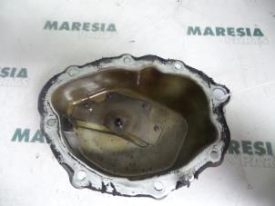 Used Gearbox cover Peugeot 308 (4A/C) 1.6 HDiF 16V Price € 25,00 Margin scheme offered by Maresia Parts