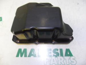 Used Gearbox cover Renault Espace (JK) 2.0 16V Turbo Price € 25,00 Margin scheme offered by Maresia Parts