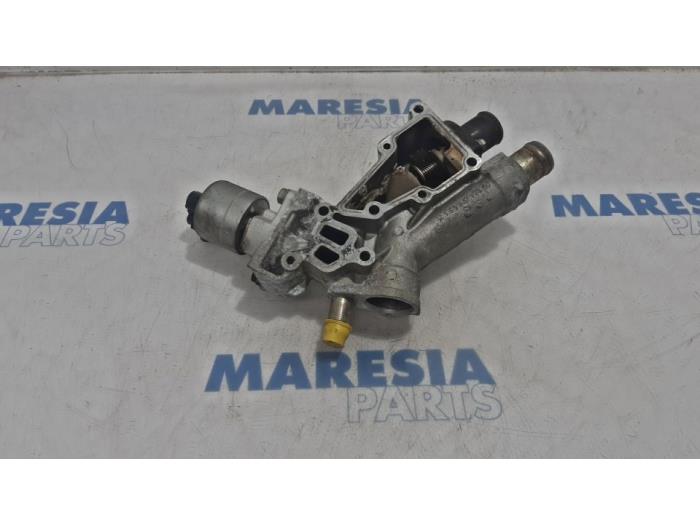 Usagé Boîtier thermostat Peugeot 607 (9D/U) 2.0 16V Prix € 40,00 Règlement à la marge proposé par Maresia Parts