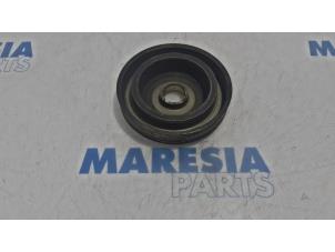 Used Crankshaft pulley Peugeot 607 (9D/U) 2.0 16V Price € 20,00 Margin scheme offered by Maresia Parts