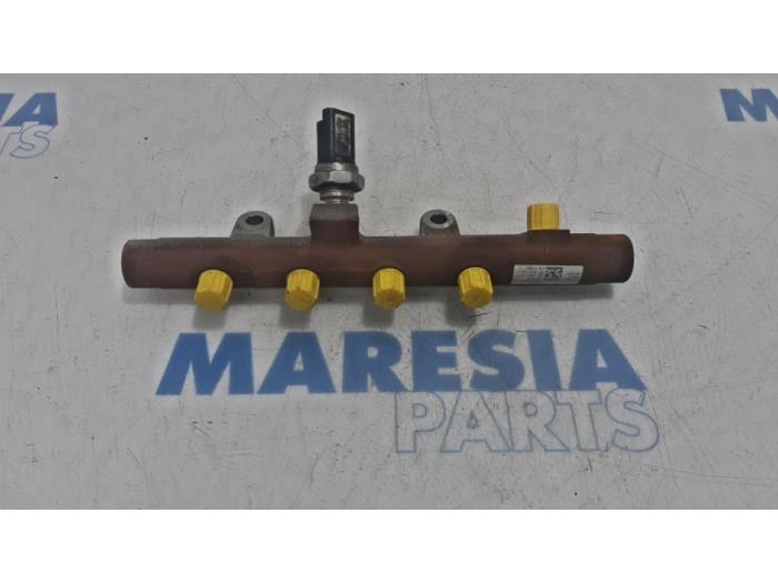 Usagé Système d'injection Renault Scénic III (JZ) 1.5 dCi 110 Prix € 105,00 Règlement à la marge proposé par Maresia Parts