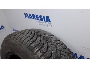 Usados Neumático Peugeot Partner (EF/EU) 1.5 BlueHDi 75 Precio € 30,25 IVA incluido ofrecido por Maresia Parts