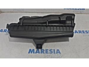 Used Air box Peugeot 207/207+ (WA/WC/WM) 1.6 16V VTi Price € 25,00 Margin scheme offered by Maresia Parts