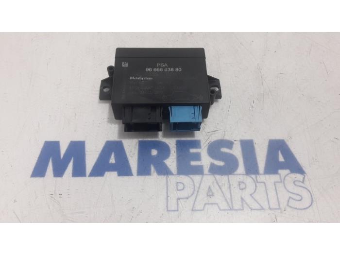 Usados Módulo PDC Peugeot 5008 I (0A/0E) 1.6 THP 16V Precio € 60,00 Norma de margen ofrecido por Maresia Parts