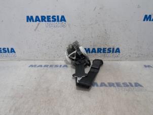 Usados Cinturón de seguridad derecha delante Peugeot 5008 I (0A/0E) 1.6 THP 16V Precio € 149,99 Norma de margen ofrecido por Maresia Parts