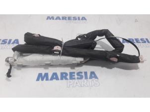 Used Roof curtain airbag, right Peugeot 5008 I (0A/0E) 1.6 THP 16V Price € 50,00 Margin scheme offered by Maresia Parts