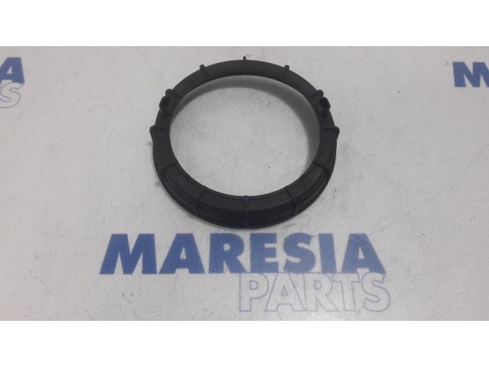 Gebrauchte Kraftstoffpumpe Elektrisch Citroen C5 III Berline (RD) 1.6 HDiF 16V Preis € 10,00 Margenregelung angeboten von Maresia Parts