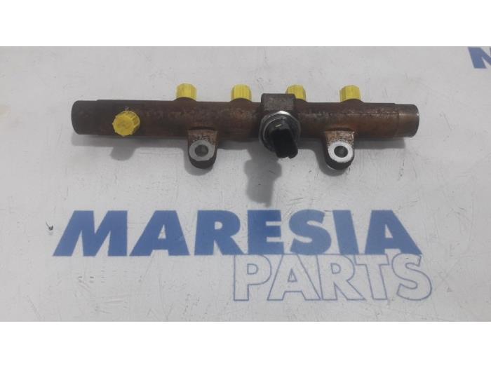 Usagé Système d'injection Renault Scénic III (JZ) 1.5 dCi 110 Prix € 105,00 Règlement à la marge proposé par Maresia Parts