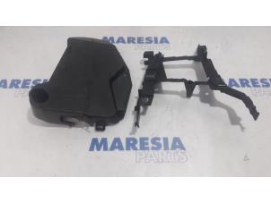 Used Timing cover Renault Scénic III (JZ) 1.5 dCi 110 Price € 30,00 Margin scheme offered by Maresia Parts