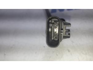 Lambda probe from a Renault Megane IV Estate (RFBK) 1.3 TCE 115 16V 2018