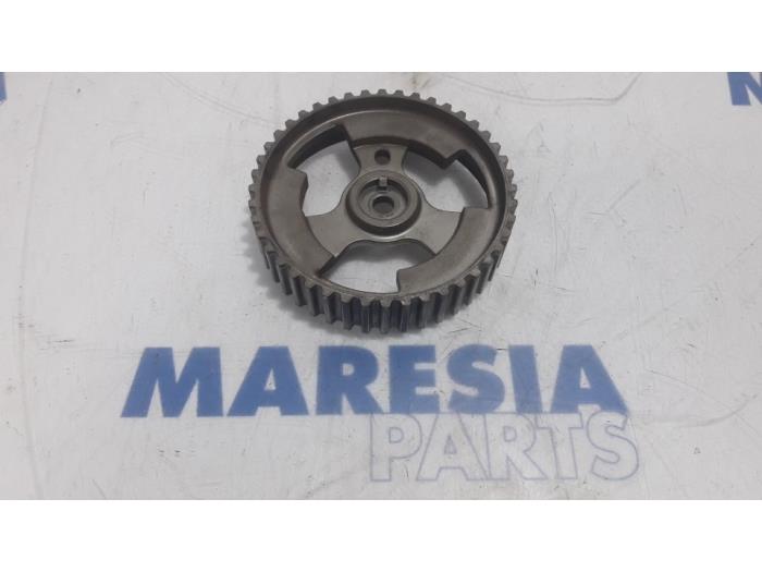 Gebrauchte Nockenwelle Zahnrad Citroen C3 (SC) 1.6 HDi 92 Preis € 20,00 Margenregelung angeboten von Maresia Parts
