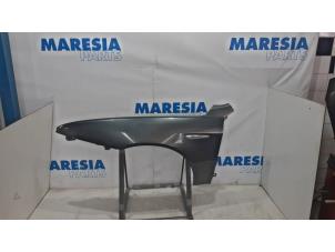 Used Front wing, left Alfa Romeo Brera (939) 2.4 JTDM 20V Price € 105,00 Margin scheme offered by Maresia Parts