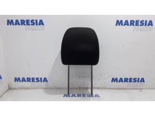 Used Headrest Peugeot 3008 I (0U/HU) 1.6 VTI 16V Price € 50,00 Margin scheme offered by Maresia Parts