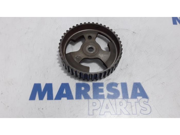 Begagnade Kamaxeldrev Citroen Berlingo 1.6 Hdi 90 Phase 2 Pris € 24,20 Inklusive moms erbjuds av Maresia Parts