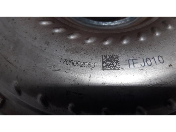 Automatic torque converter from a Citroën C4 Picasso (3D/3E) 2.0 Blue HDI 150 2015
